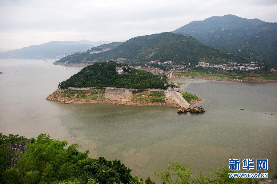 奉节人口经济_奉节脐橙图片(3)