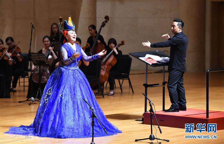 北京:欣赏民族音乐 感受传统文化