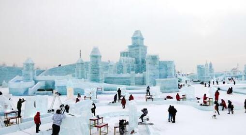 长春世界雕塑园“冰雪乐园”开放